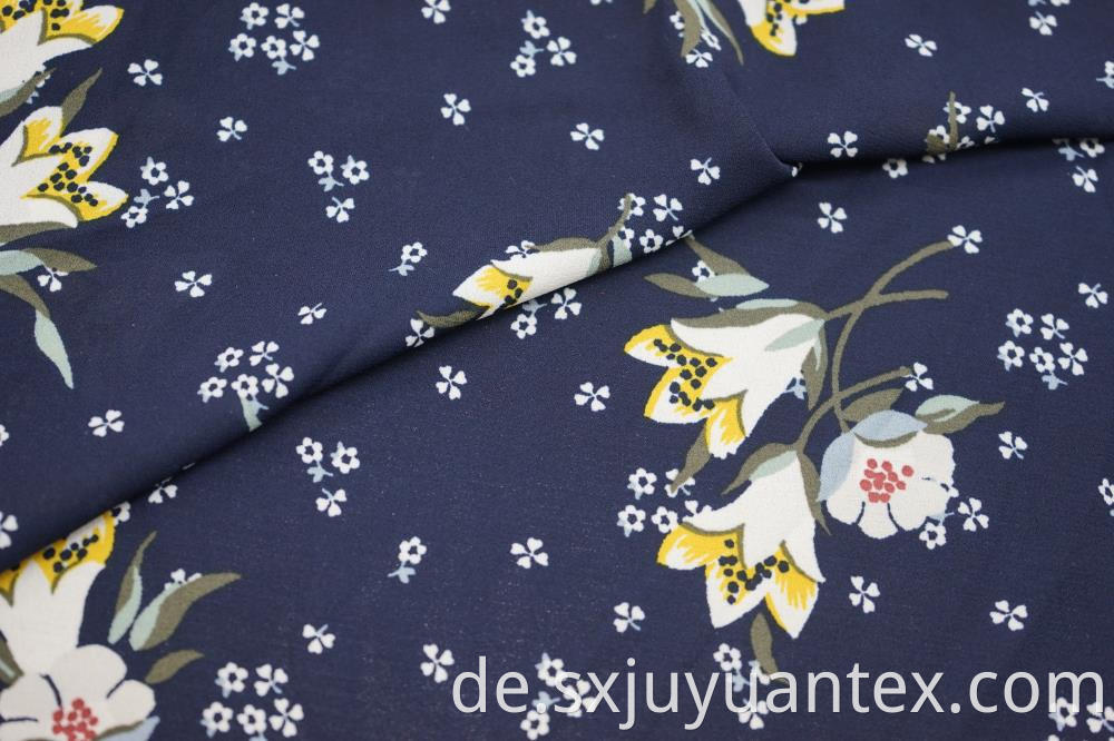 Polyester Lily Print Moss Crepe Fabric